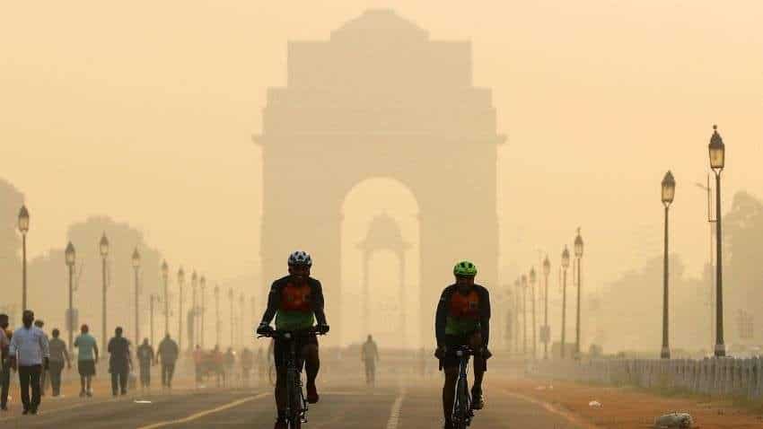 Delhi Pollution: दिल्ली की हवा में सांस लेना हुआ मुश्किल, जानें भारत के किन शहरों की हवा है सबसे साफ