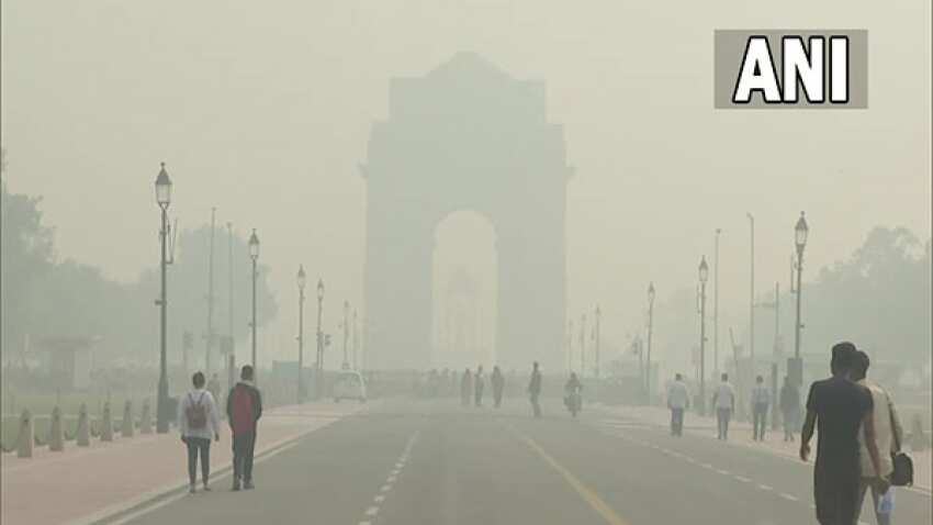 Air Quality: दिल्ली-NCR का हाल बेहाल! दमघोंटू प्रदूषण से नहीं मिली राहत, नोएडा से आने वाली गाड़ियों की एंट्री पर लगा बैन