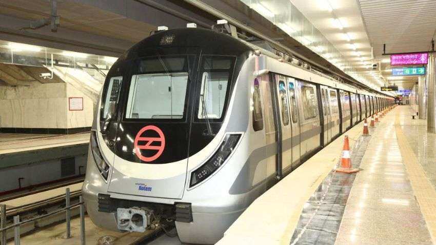 Delhi Metro में पैसेंजर्स को मिलेगा हाई-स्पीड एंटरटेनमेंट का मजा, 2 सेकेंड में डाउनलोड होगी 2 घटें की फुल एचडी फिल्म