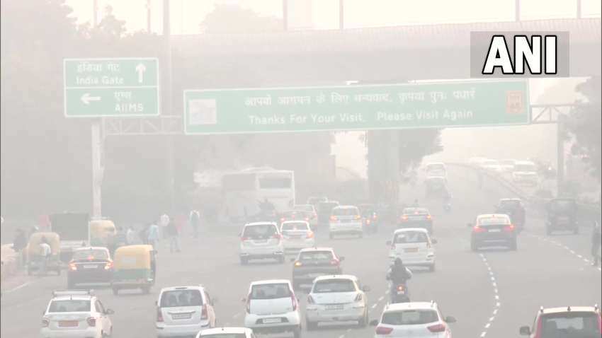 दिल्ली में जहरीली हवा का कहर जारी, नोएडा में 353 दर्ज किया गया AQI, कई बीमारियों का खतरा