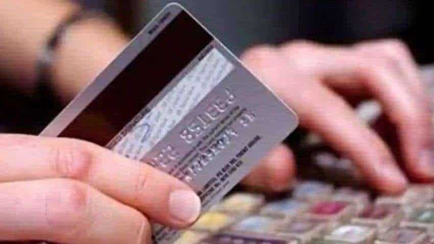 क्या आप HDFC Bank का क्रेडिट कार्ड यूज करते हैं? अब कार्ड से सेविंग अकाउंट में पैसा ट्रांसफर करें, जानिए पूरी डीटेल