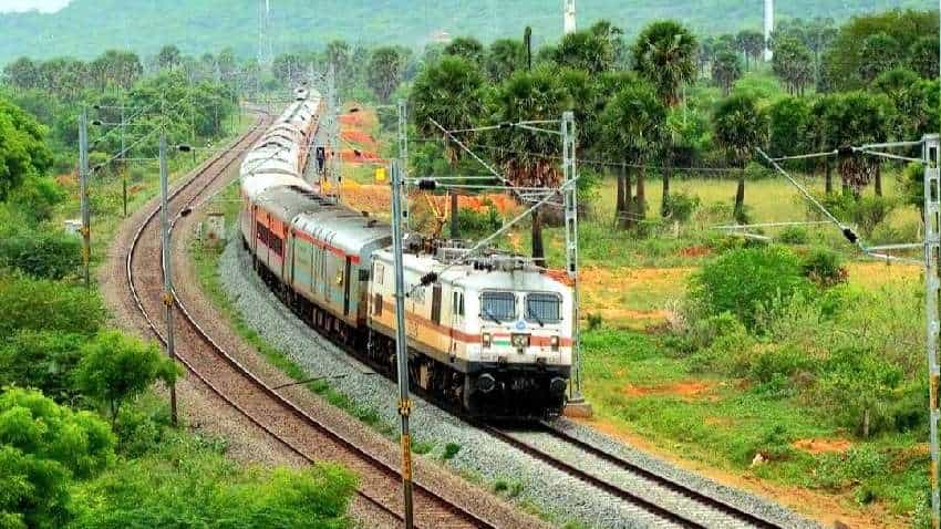 यूपी, बिहार समेत कई राज्य के यात्रियों के लिए आई बुरी खबर, रेलवे ने 12 और ट्रेनों को 3 महीने के लिए किया रद्द, देखें लिस्ट
