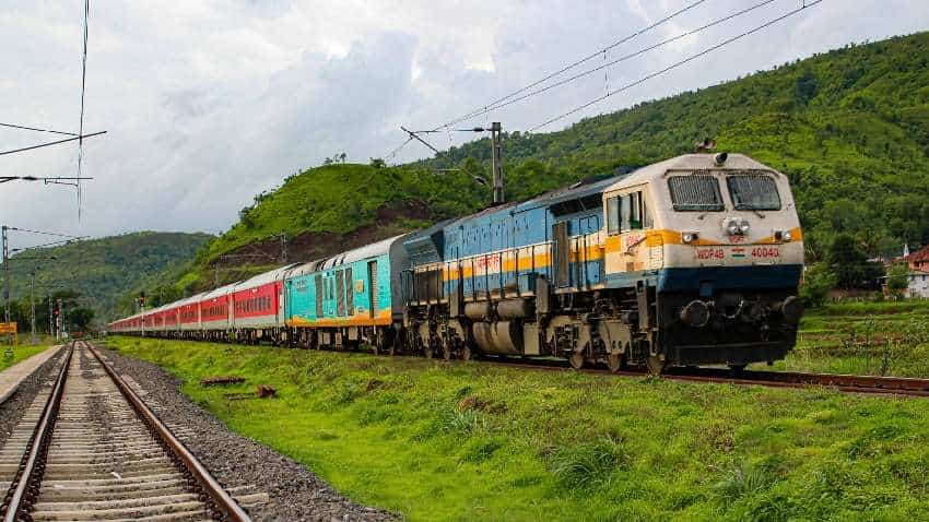 Indian Railways: हरियाणा से होकर आने-वाले रेल यात्रियों की बढ़ेंगी मुश्किलें, रेलवे ने रद्द की कई ट्रेनें, पढ़ें पूरी डीटेल्स