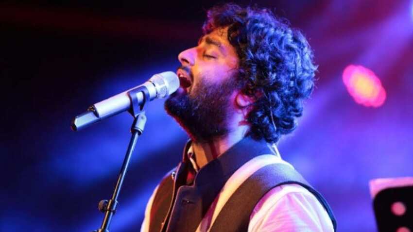 ₹16 लाख में बिक रहा है Arijit Singh के कॉन्सर्ट का टिकट, फैंस बोले- 'प्यार  है, लेकिन इतना भी नहीं'| Zee Business Hindi