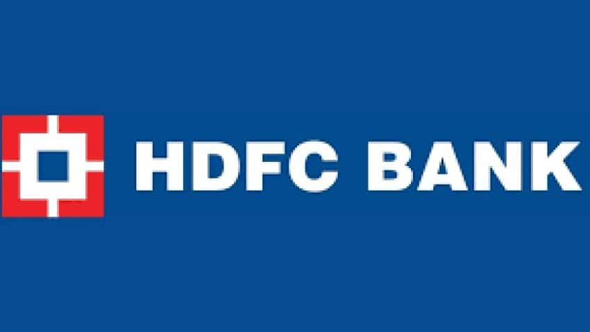 HDFC का क्रेडिट कार्ड करते हैं यूज तो पढ़ लें ये खबर, 1 जनवरी से बदल जाएंगे रिवार्ड प्वाइंट समेत ये नियम