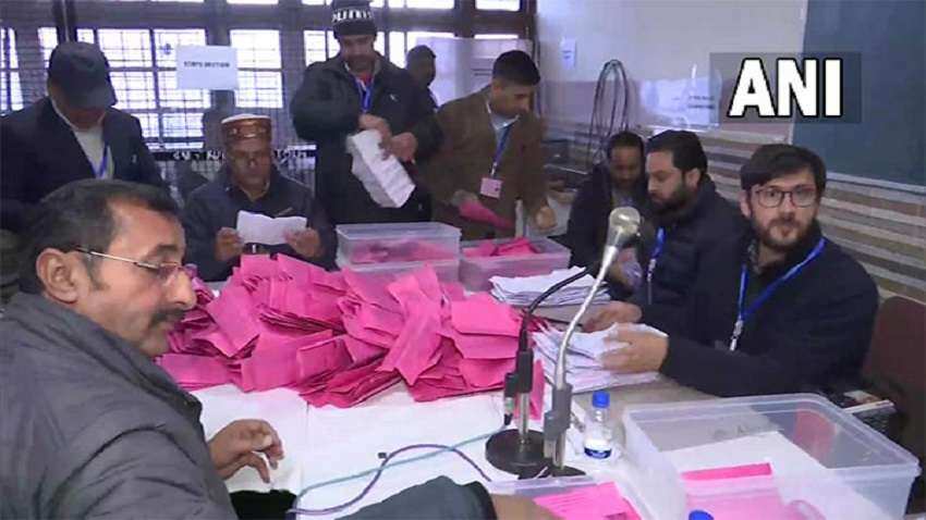 Himachal Pradesh Election Results 2022: रुझानों में कांग्रेस को बहुमत, बीजेपी के साथ कांटे की टक्‍कर