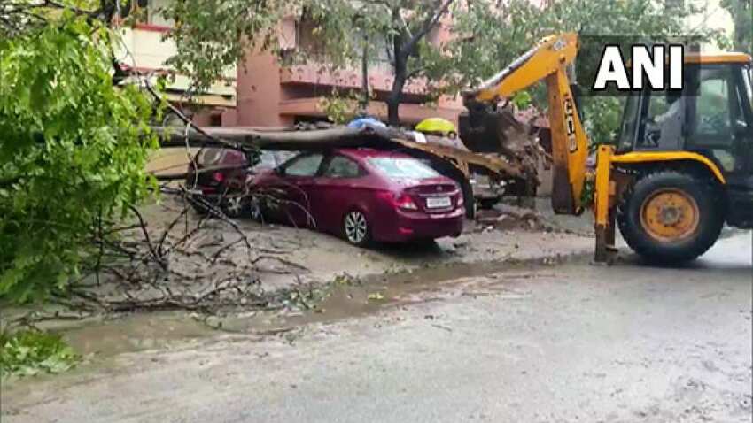 Mendus cyclone: मेंडूस चक्रवात ने मचाया कहर, 300 से ज्यादा घर क्षतिग्रस्त, स्कूल-कॉलेज बंद करने का आदेश