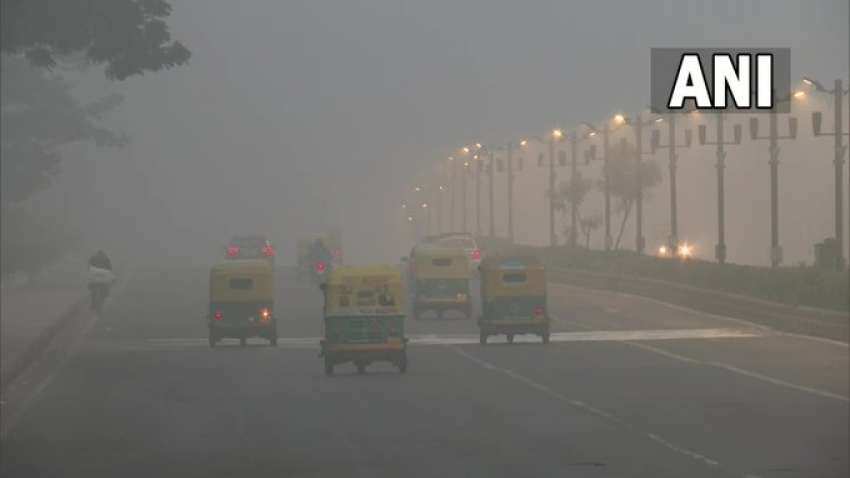 Weather Update: दिल्ली ने ओढ़ी कोहरे की चादर, पांच राज्यों में शीतलहर का अलर्ट, जानें अपने शहर के मौसम का हाल