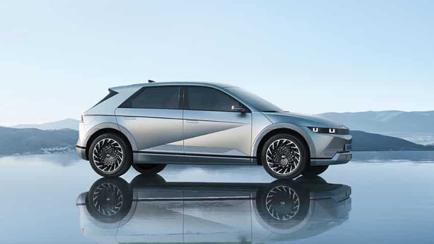 Hyundai Ioniq 5 EV: आज होगी unveil, सिंगल चार्ज में कर सकेंगे लगभग 200 किलोमीटर आना-जाना