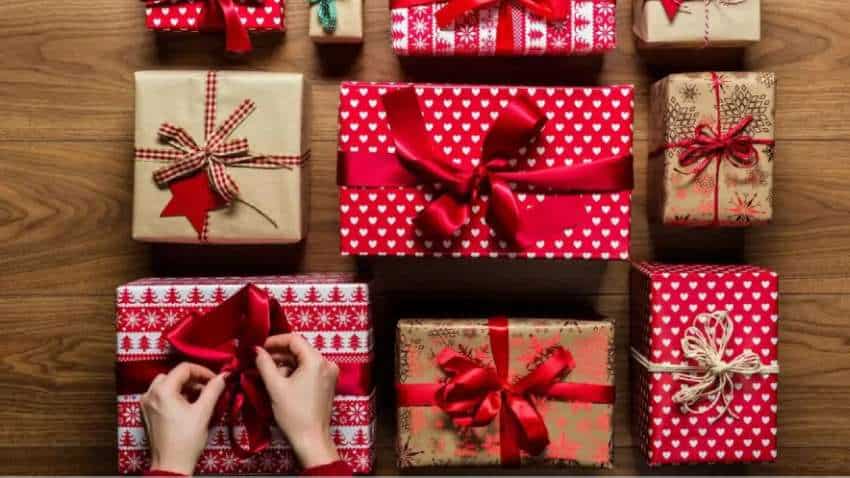 Christmas 2022 Gift Ideas: इस क्रिसमस जीतें अपने बच्चों का दिल, गिफ्ट करें  कुछ खास- चेक करें लिस्ट | Zee Business Hindi