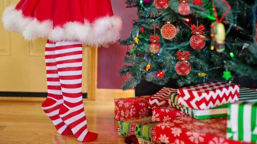  Christmas 2022: क्रिसमस पर घंटी, केक, मोमबत्ती और मोजे का क्या है महत्व, जानें इस त्योहार की खास परंपराएं