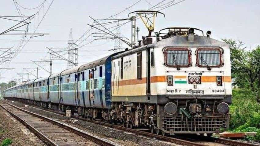 भारतीय रेल ने दिया महाराष्ट्र और तमिलनाडु के पैसेंजर्स को नए साल का तोहफा, इस रूट पर चल रही स्पेशल ट्रेनें, देखें शेड्यूल