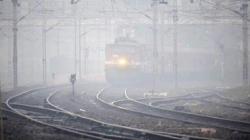 Indian Railways: यूपी, बिहार और झारखंड की कई ट्रेनें कैंसिल, 28 फरवरी तक बंद रहेंगी सेवाएं, पढ़ें पूरी डीटेल्स