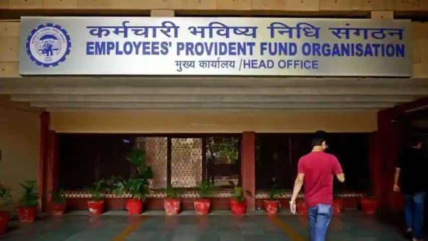 EPF पेंशनर्स कभी भी, कहीं भी जमा करा सकते हैं लाइफ सर्टिफिकेट, दफ्तर के चक्कर काटने की नहीं पड़ेगी जरूरत