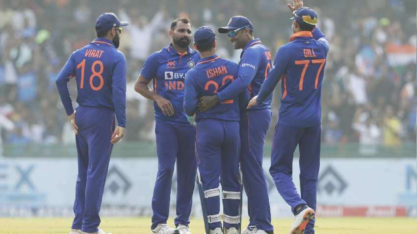 IND vs NZ 2nd ODI: टीम इंडिया के सामने न्यूजीलैंड का सरेंडर, 108 रनों पर सिमटी टीम, 8 बल्लेबाज नहीं छू पाए दहाई का आंकड़ा