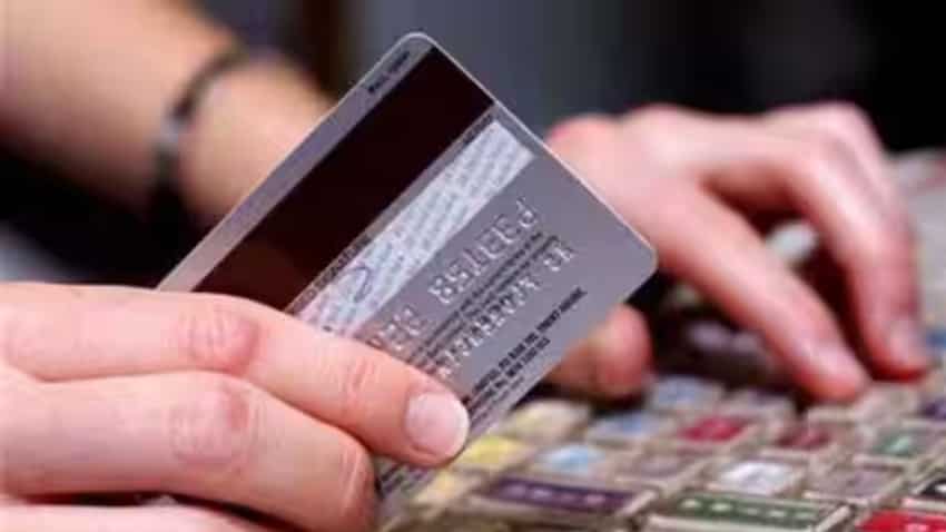 BPNL और Credit Card एक से दिखते हैं लेकिन होते नहीं, जानिए खरीददारी के समय कौन सा ऑप्‍शन है बेस्‍ट? 