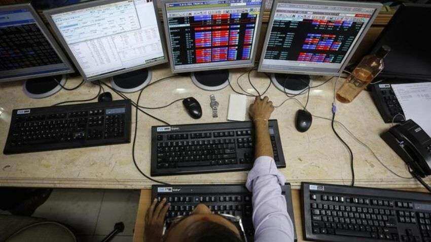 Stock Market Highlights: बाजार में भारी उतार-चढ़ाव के बाद लाल निशान में क्लोजिंग, मेटल और IT स्टॉक्स ने बनाया दबाव