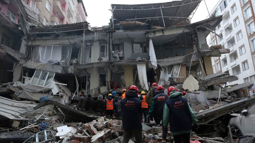 Turkey Syria Earthquake Death Toll: तुर्की में भूकंप से मरने वालों की संख्या 24 हजार के पार, सीरिया में 4500 के पार पहुंचा आंकड़ा