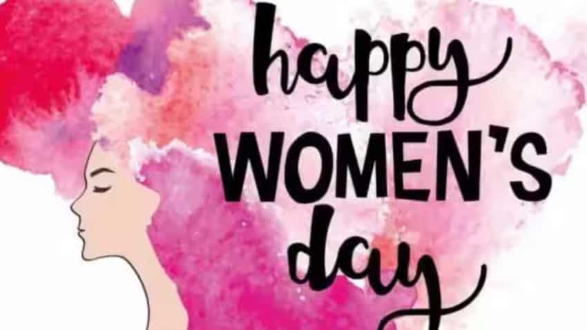 Happy Women's Day 2023: अपनी जिंदगी की 'सुपर वुमन' को इन मैसेजेज के जरिए दें बधाई