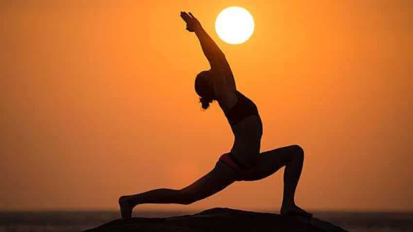 PM Yoga Awards 2023: योग दिवस पर प्रधानमंत्री पुरस्‍कार के लिए आयुष मंत्रालय ने मांगे नामांकन, ये है आवेदन की लास्‍ट डेट