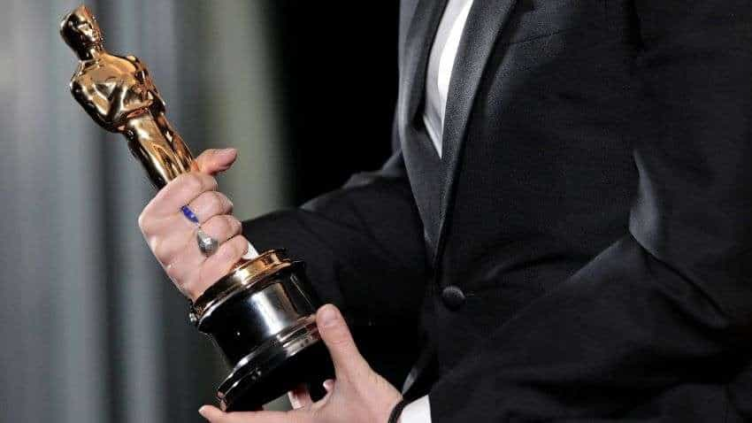 Oscars जीतने पर गोल्डेन स्टैच्यू के अलावा क्या-क्या मिलता है? ट्राफी बेचा तो मिलेंगे बस ₹82, जानिए क्या है माजरा