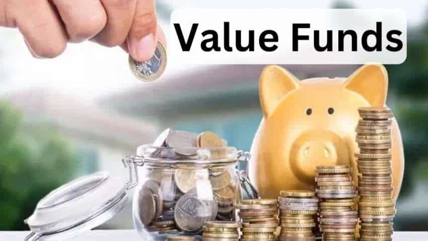 SIP Calculator: हर महीने निवेश के लिए ये हैं टॉप-3 Value Funds; ₹10000 की SIP से 3 साल में 5.25 लाख तक मिल सकता है, समझें कैलकुलेशन