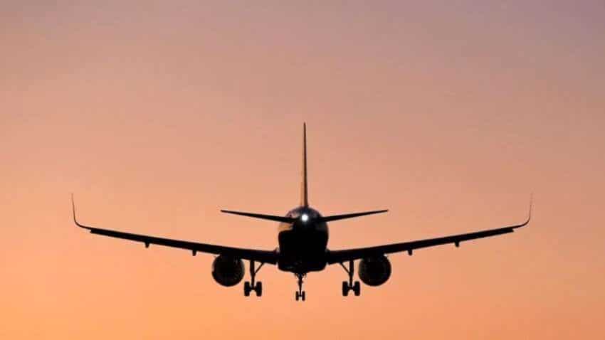 ATF Price Cut: छुट्टियों से पहले सस्ती हो सकती है हवाई यात्रा, जेट फ्यूल पर एयरलाइंस को मिली बड़ी राहत
