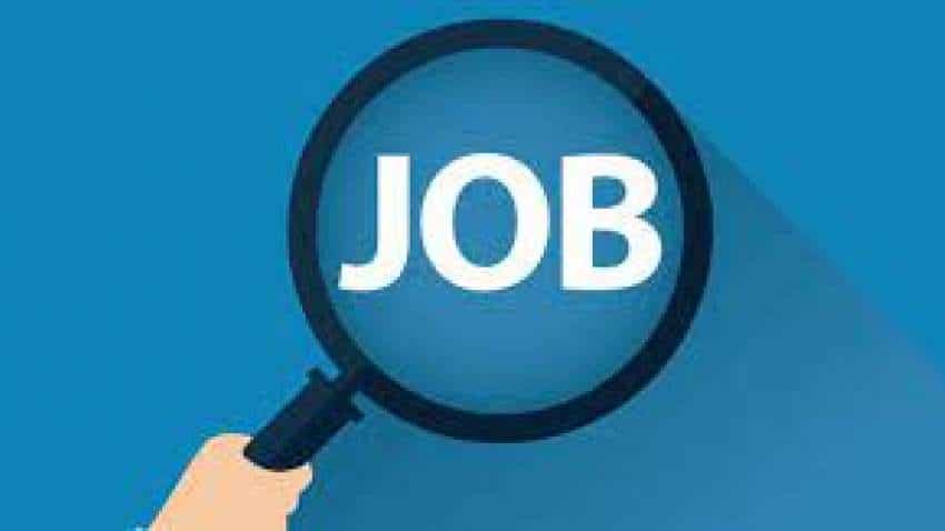 Government Jobs: रेलवे में नौकरी का बंपर मौका, 7 अप्रैल से आवेदन शुरू, इस लिंक से करें अप्लाई