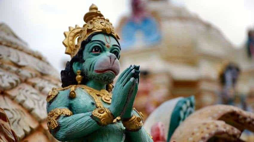 Hanuman Jayanti: इन 12 नामों से करें हनुमान जी की स्तुति, दूर हो जाएगी सारी परेशानी, बन जाएंगे बिगड़े काम