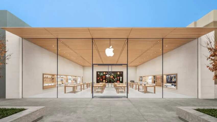 iPhone से इतना प्यार? Apple Store में दीवार तोड़ घुस गए और चुरा लिए करोड़ों के आइफोन