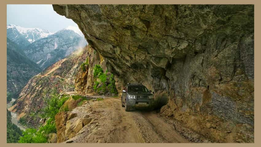 Most Dangerous Road: भारत की ये सड़क है बेहद खतरनाक, जाने के बाद याद आने लगता है ऊपर वाला