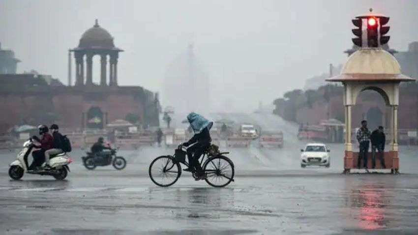 Delhi Rain Alert: दिल्ली-NCR में बारिश और ओलावृष्टि, इन इलाकों में पड़ सकती हैं फुहारें, ये है IMD का अनुमान