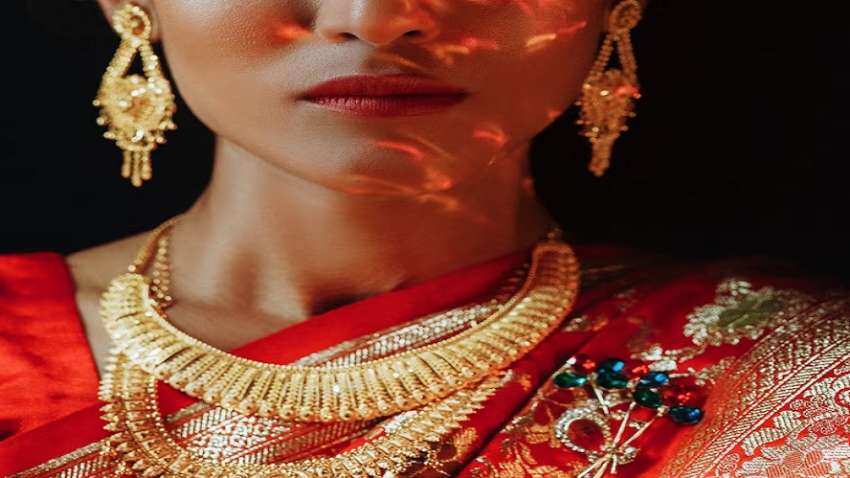 Akshaya Tritiya 2023: अक्षय तृतीया पर 17-18 टन बिक सकता है Gold, कीमतों में गिरावट का मिलेगा फायदा