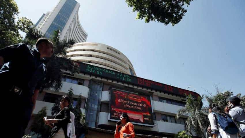 Stock Market Highlights: शेयर बाजार मजबूती के साथ बंद; सेंसेक्स 200 अंक उछला, इन स्टॉक्स ने भरा जोश