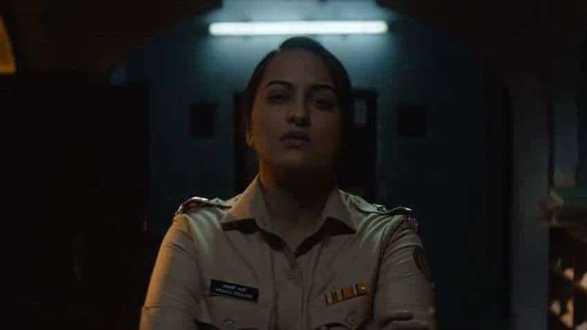 Dahaad Teaser: सोनाक्षी सिन्हा का हो गया वेब डेब्यू, दहाड़ के टीजर में दमदार पुलिस वाले की भूमिका में आईं नजर