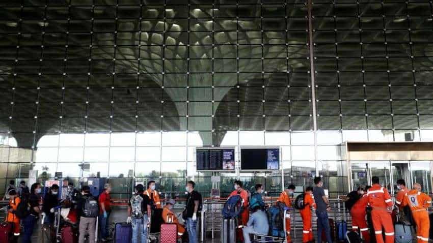 हवाई यात्री ध्‍यान दें! मुंबई एयरपोर्ट पर मानसून की तैयारी, 2 मई को रनवे से नहीं उड़ेंगी फ्लाइट, चेक करें शेड्यूल