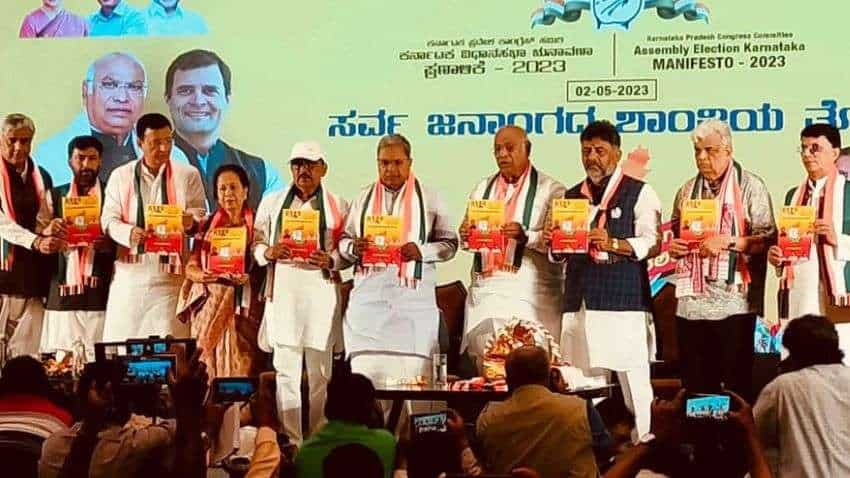 Karnataka Election 2023: कर्नाटक में कांग्रेस ने जारी किया मैनिफेस्टो, मुफ्त बिजली, राशन समेत किए ये बड़े चुनावी वादे