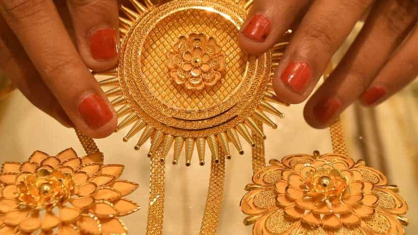 Gold Price Today: 940 रुपए के उछाल के साथ ऑल टाइम हाई पर पहुंचा सोना, जानिए 10 ग्राम गोल्ड का ताजा भाव