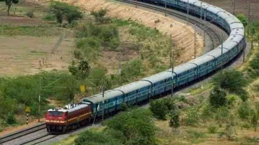 Train Cancelled: अगले छह दिन तक रद्द रहेंगी दो दर्जन से अधिक ट्रेनें, यूपी के इन रूट्स पर सबसे ज्यादा असर