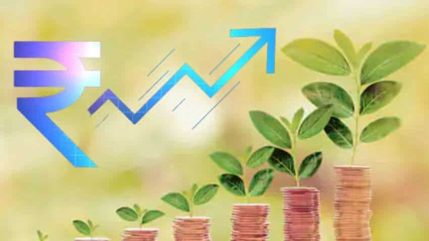 SIP Calculator: रिटर्न के लिहाज से ब्रोकरेज ने इन Top 3 Mutual Funds को चुना; 1 लाख को 3 साल में 3 लाख बनाया