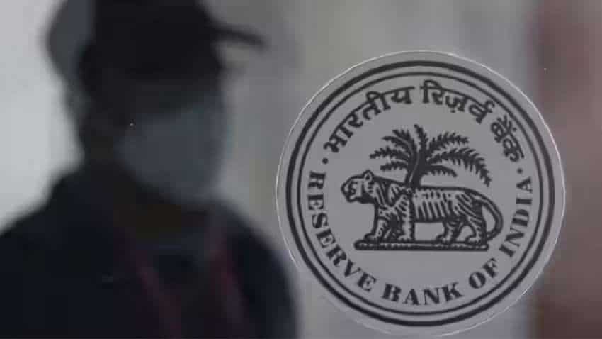 RBI का इस सरकारी बैंक पर बड़ा एक्शन, जानिए आपके खाते का क्या होगा