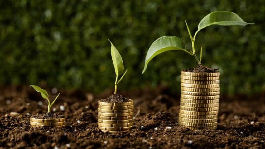 SIP में आगे क्‍या करें? Mutual Funds में बन रहा नया मौका, एक्‍सपर्ट से समझिये निवेश की स्‍ट्रैटजी