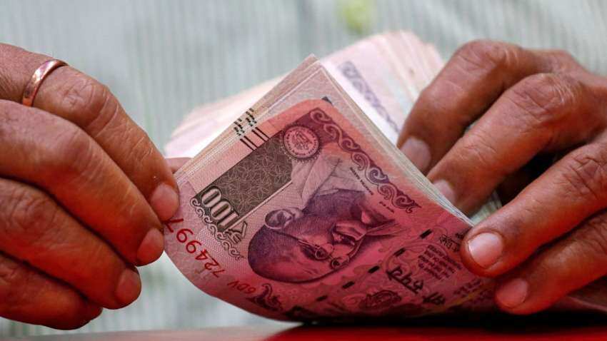 चालू वित्त वर्ष के पहले 5 महीनों में फिस्कल डेफिसिट 6.42 लाख करोड़ रुपए रहा- CAG