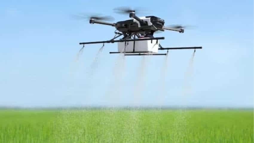 ड्रोन उड़ाकर लखपति बनेंगी दीदी, महिला SHGs को मिलेंगे 15 हजार Agri Drone, सरकार देगी 80% सब्सिडी