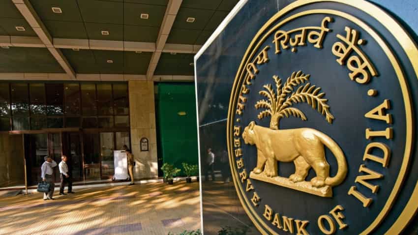 RBI MPC Meeting August 2025 Live Updates: REPO RATE में कोई बदलाव नहीं, 5.5% पर स्थिर- महंगाई पर मिली अच्छी खबर | Zee Business Hindi