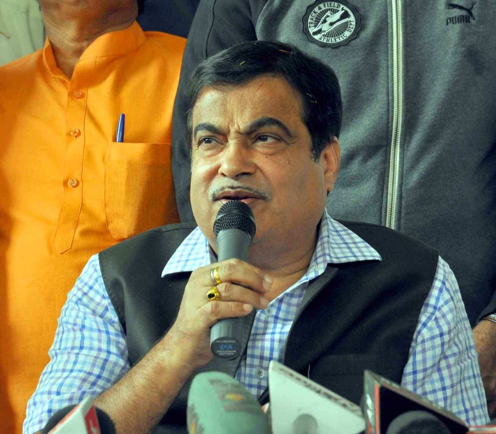 Mercedes-Benz to power vehicles with bio-diesel: Nitin Gadkari