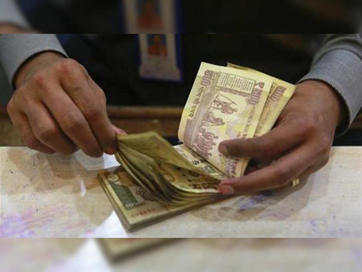 Govt invites bids from merchant bankers for stake