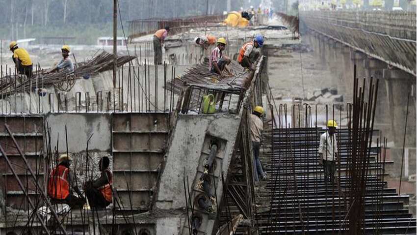 Corruption, uncertain policies remain key concerns on India, says Moody's