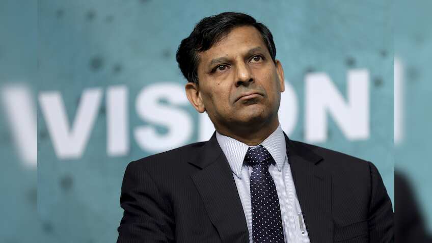 "Narrow personal goals rarely brings anything but brief pleasure," Rajan's golden words to students