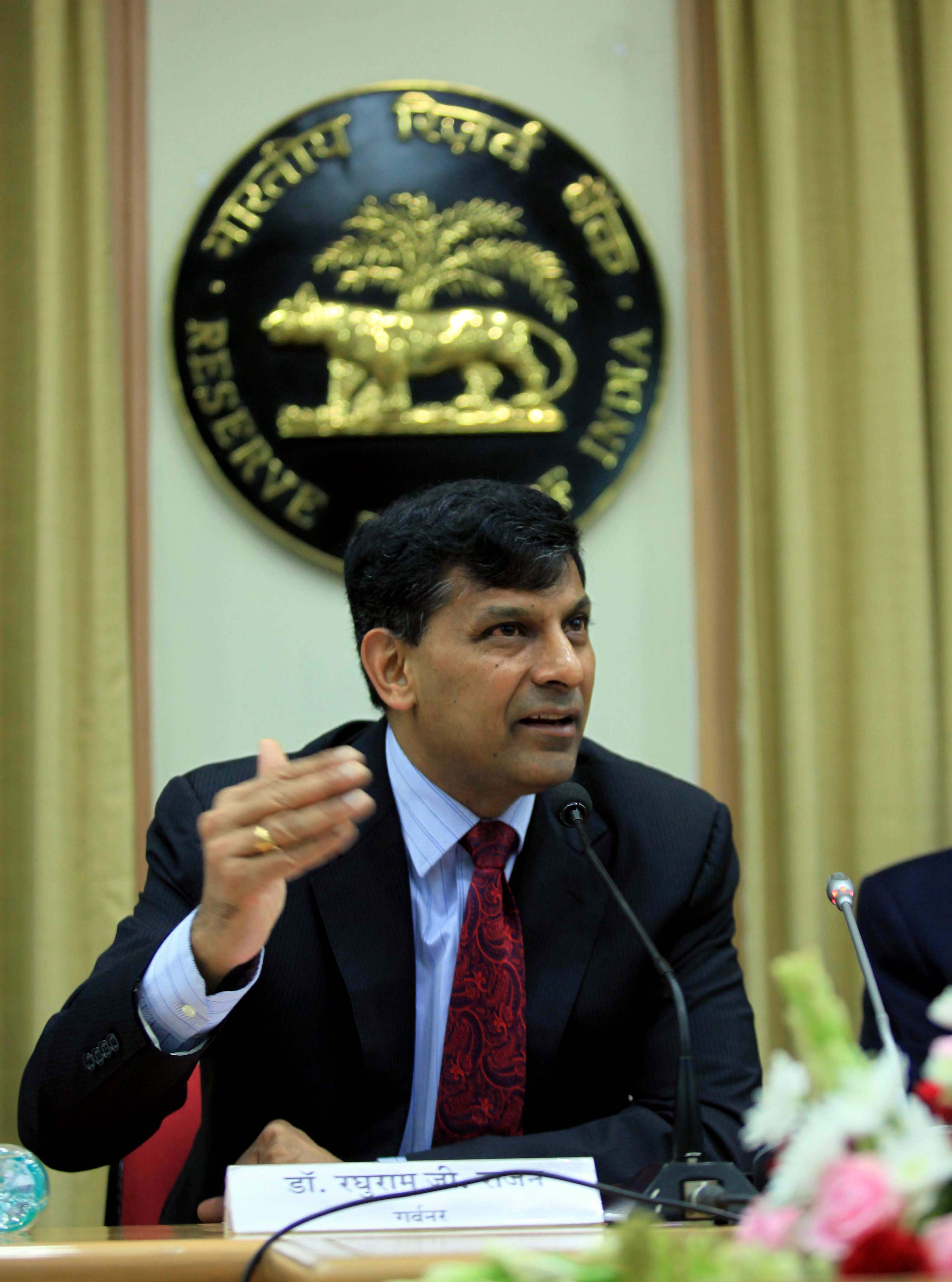 RBI no paper tiger, compliance to norms a must for taxi ...